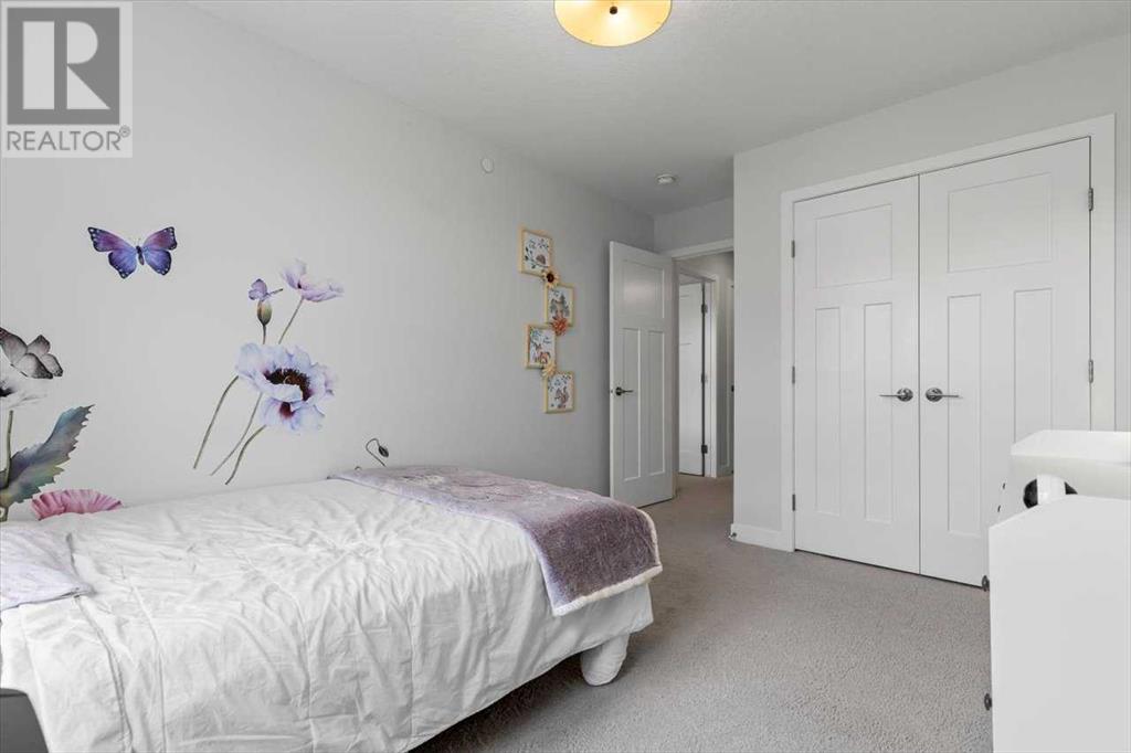 Single Family House for Sale in  Howse Mount NE Livingston Calgary 