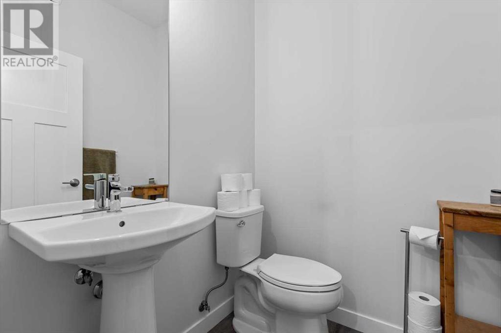 Single Family House for Sale in  Howse Mount NE Livingston Calgary 