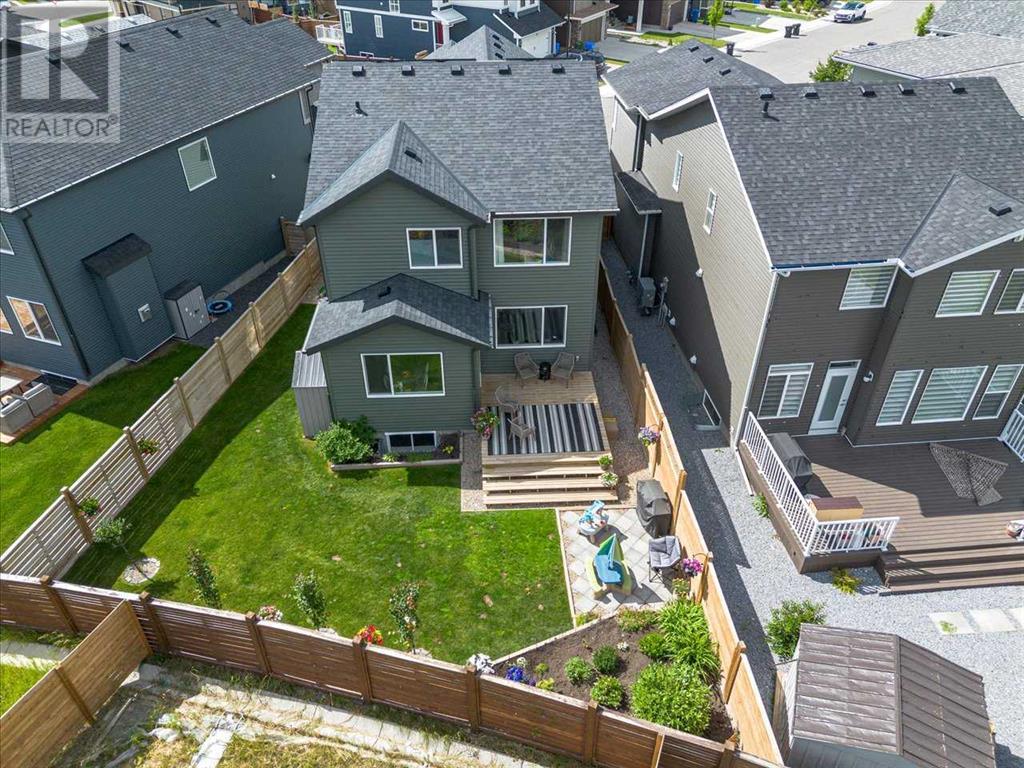 Single Family House for Sale in  Howse Mount NE Livingston Calgary 