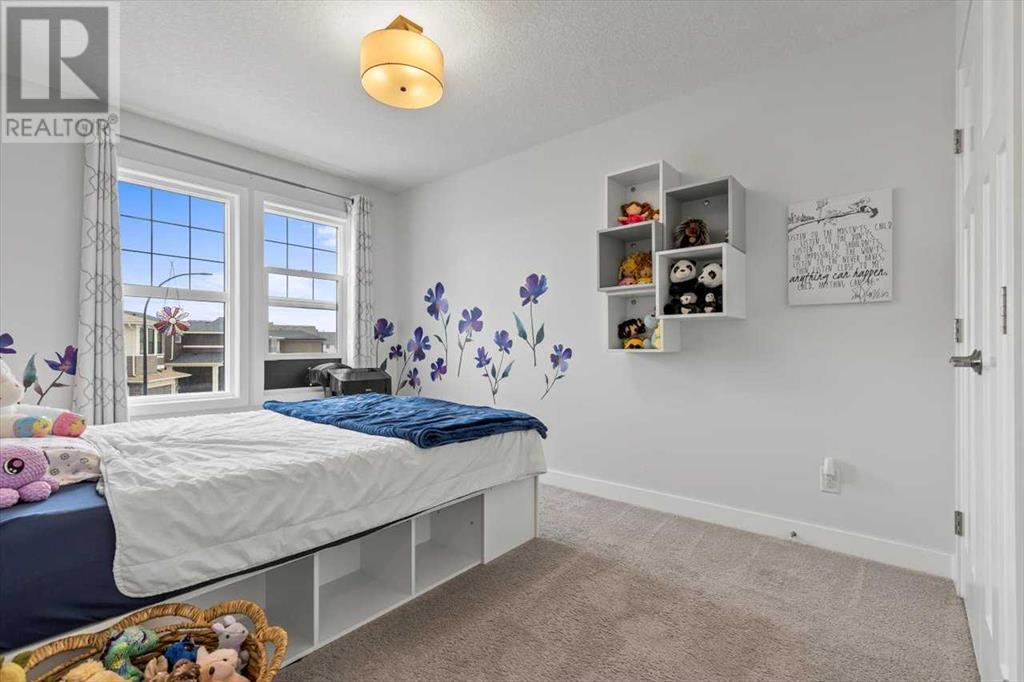Single Family House for Sale in  Howse Mount NE Livingston Calgary 