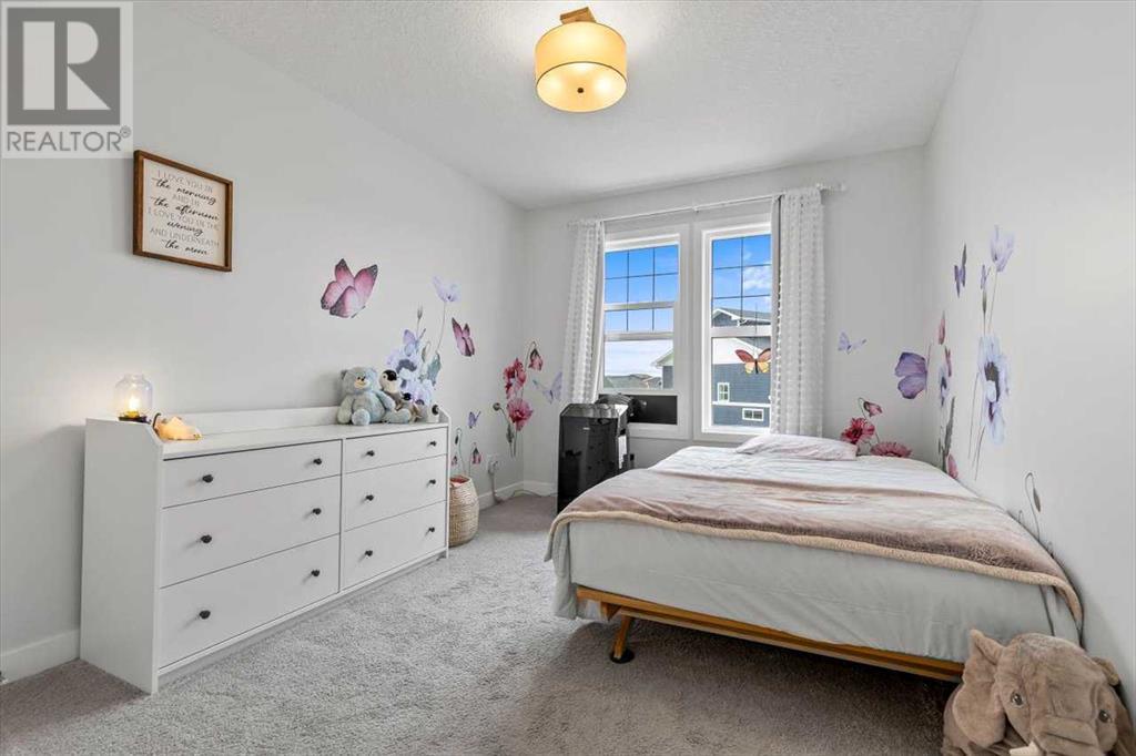 Single Family House for Sale in  Howse Mount NE Livingston Calgary 