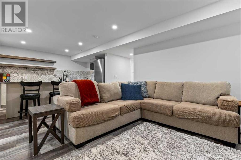 Single Family House for Sale in  Howse Mount NE Livingston Calgary 