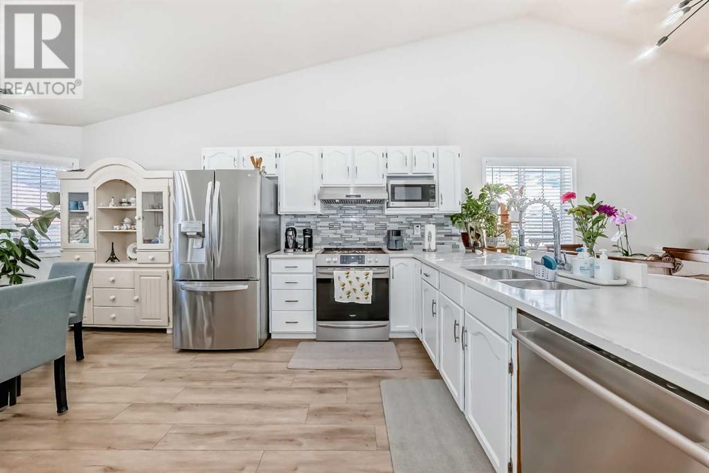 Single Family House Bi-level for Sale in  Citadel Way NW Citadel Calgary 