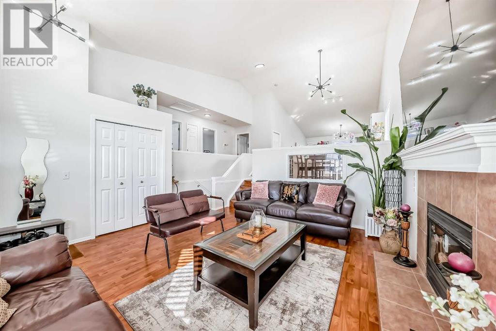 Single Family House Bi-level for Sale in  Citadel Way NW Citadel Calgary 