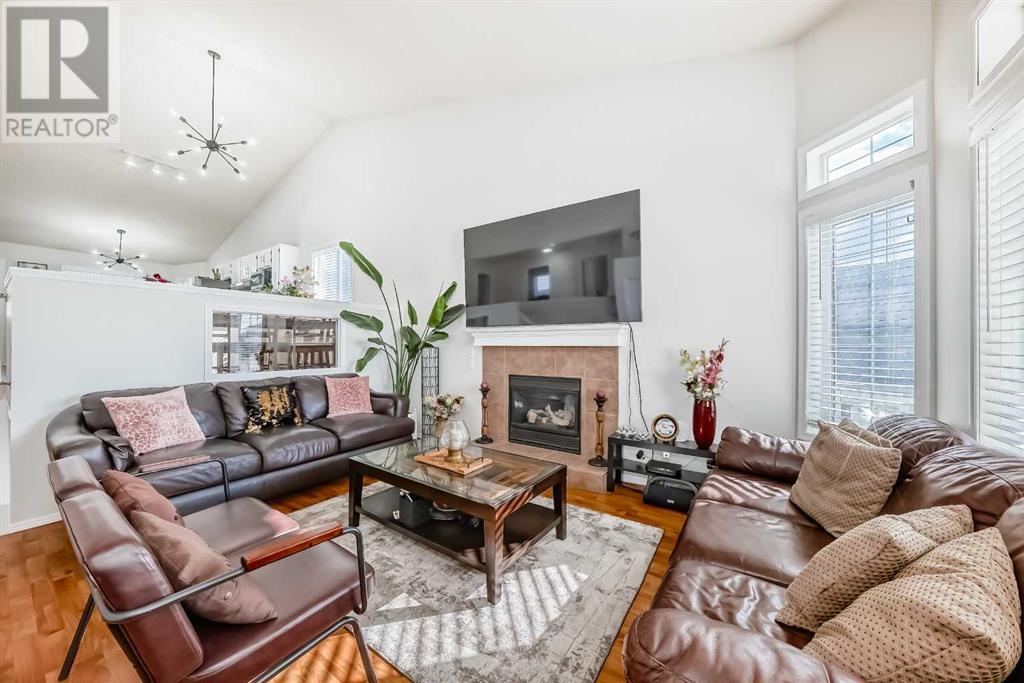 Single Family House Bi-level for Sale in  Citadel Way NW Citadel Calgary 