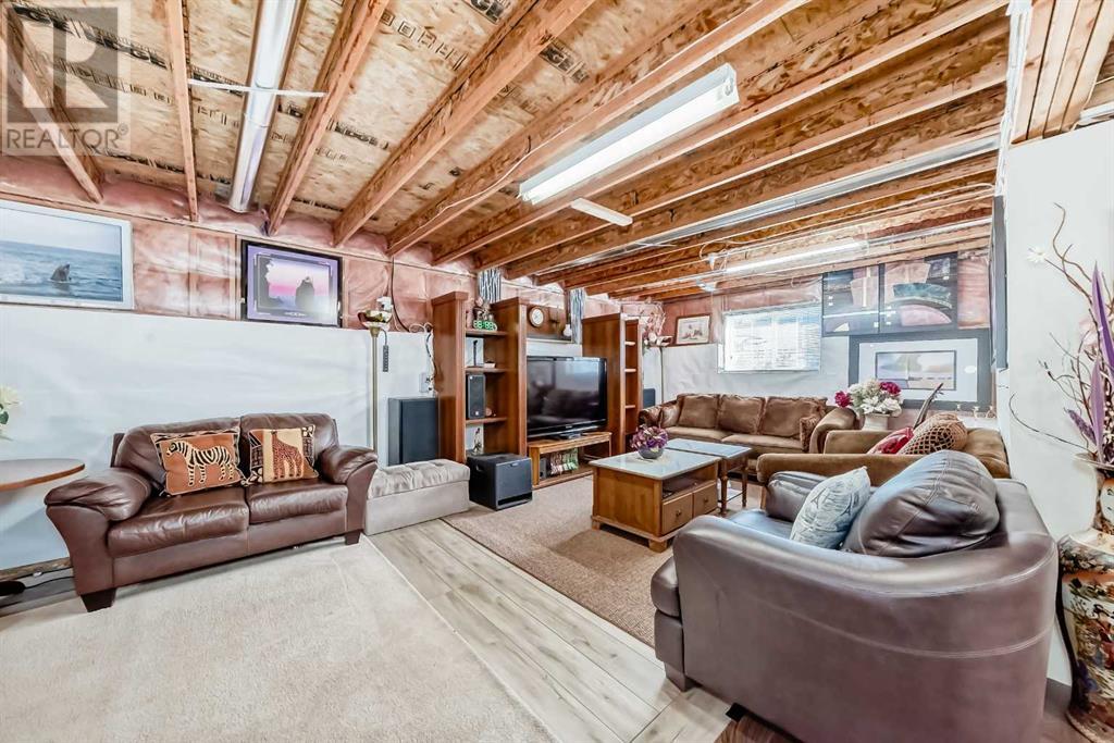 Single Family House Bi-level for Sale in  Citadel Way NW Citadel Calgary 