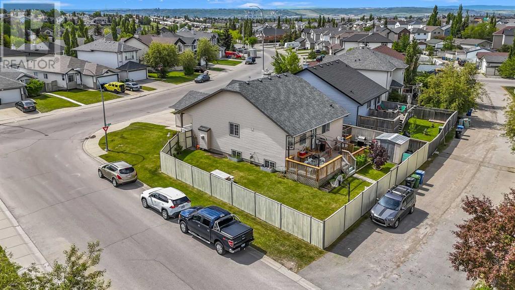 Single Family House Bi-level for Sale in  Citadel Way NW Citadel Calgary 