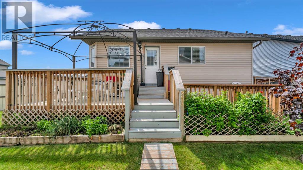 Single Family House Bi-level for Sale in  Citadel Way NW Citadel Calgary 