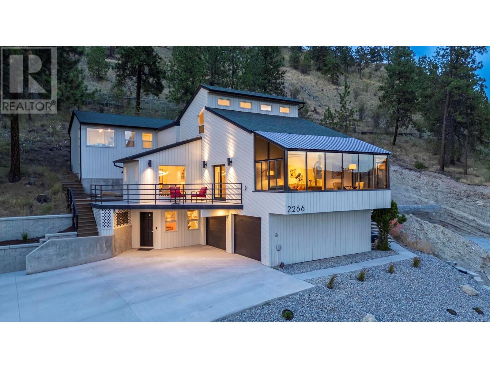 2266 Omineca Place, Kelowna