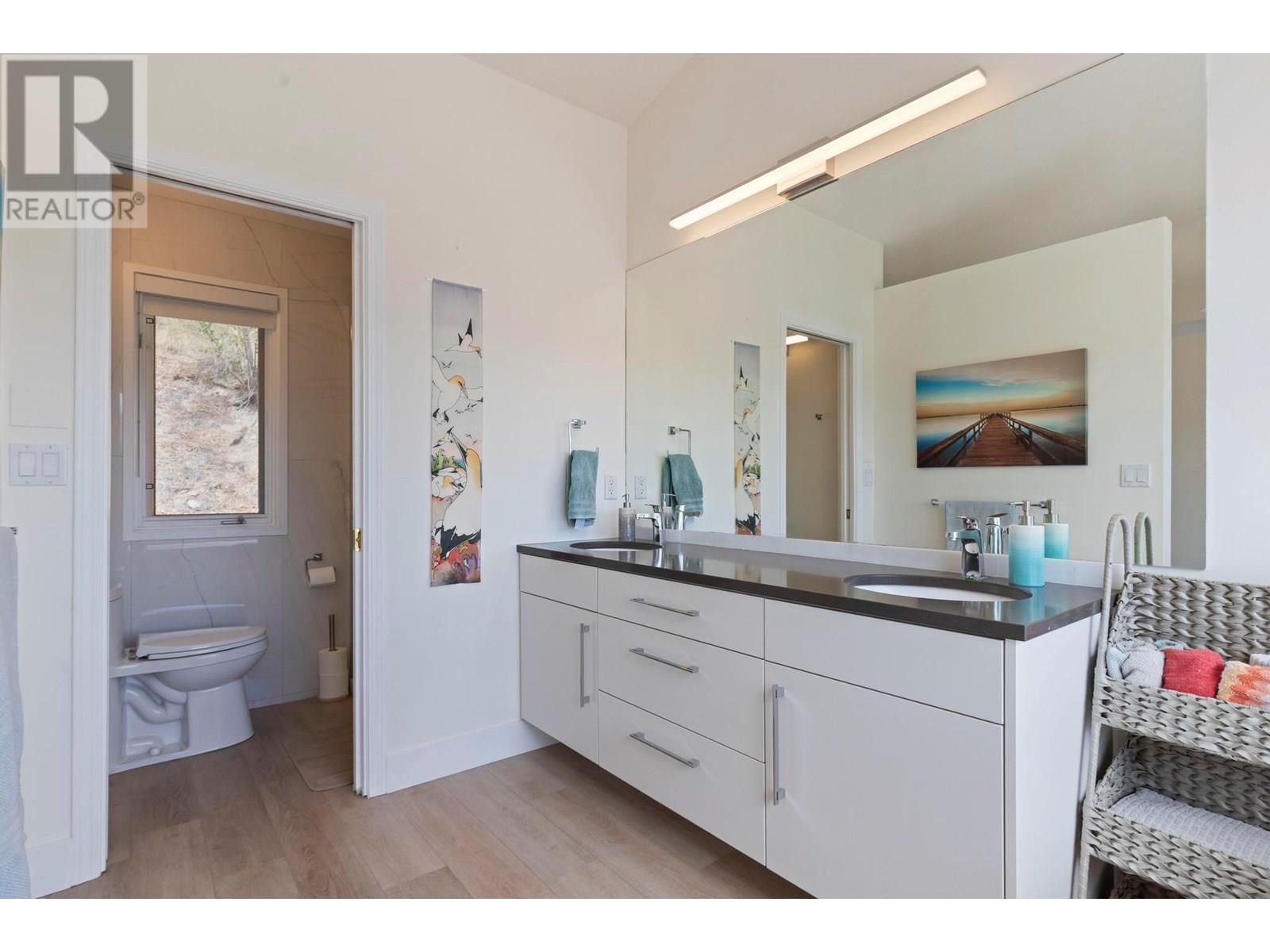  2266 Omineca Place, Kelowna