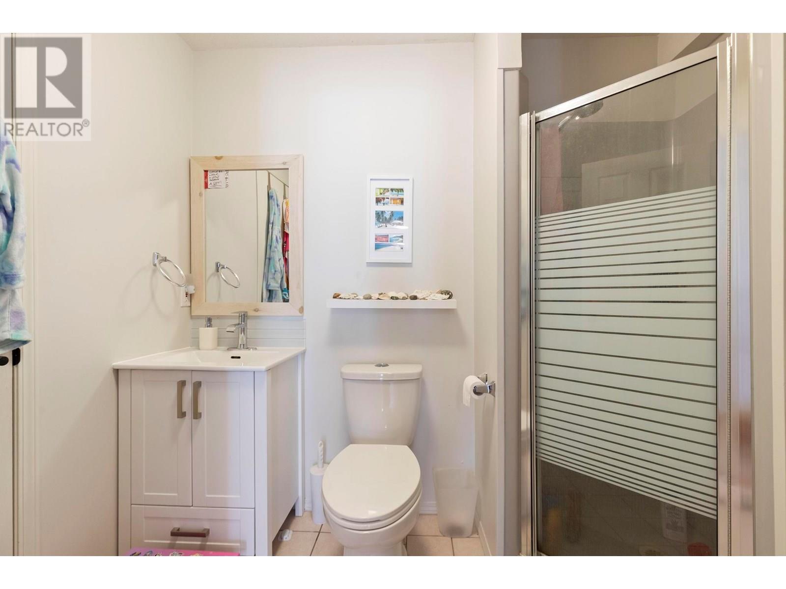  2266 Omineca Place, Kelowna