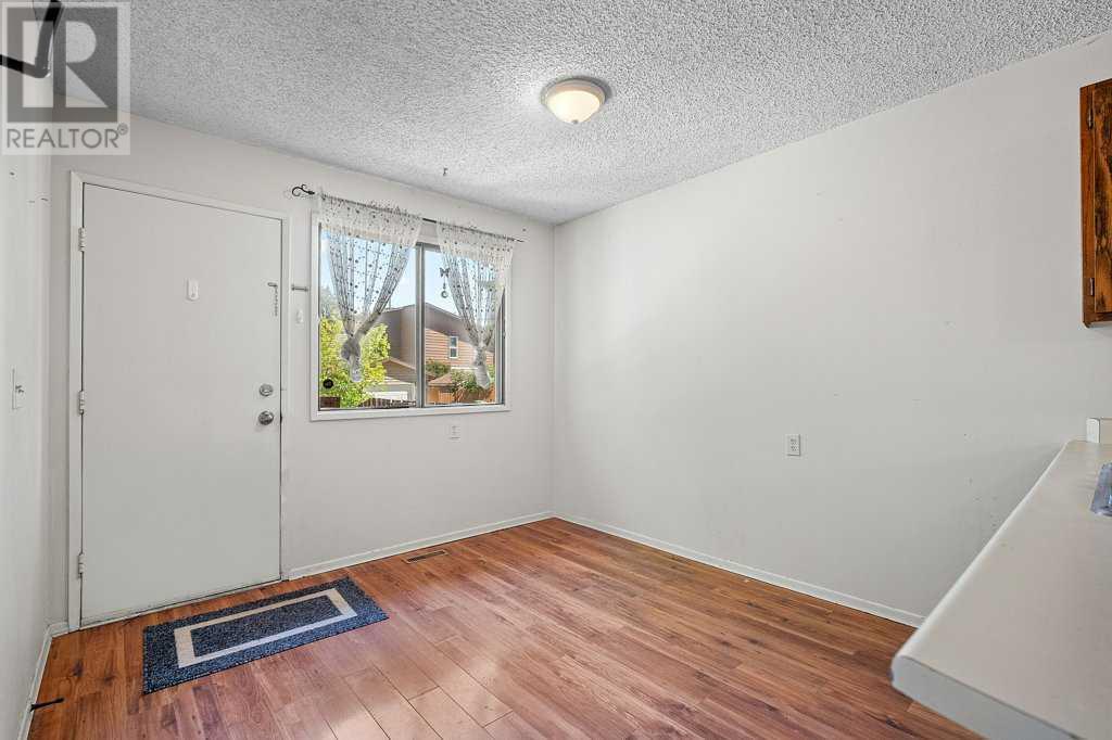 Single Family House Bungalow for Sale in  Berkley Road NW Beddington Heights Calgary 