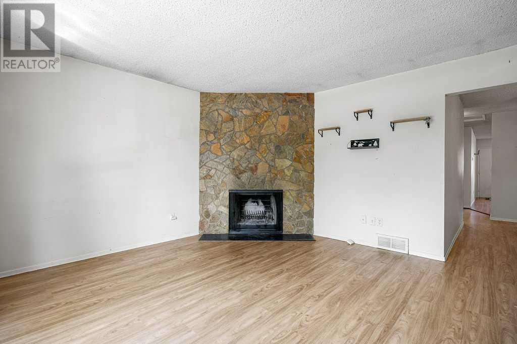 Single Family House Bungalow for Sale in  Berkley Road NW Beddington Heights Calgary 