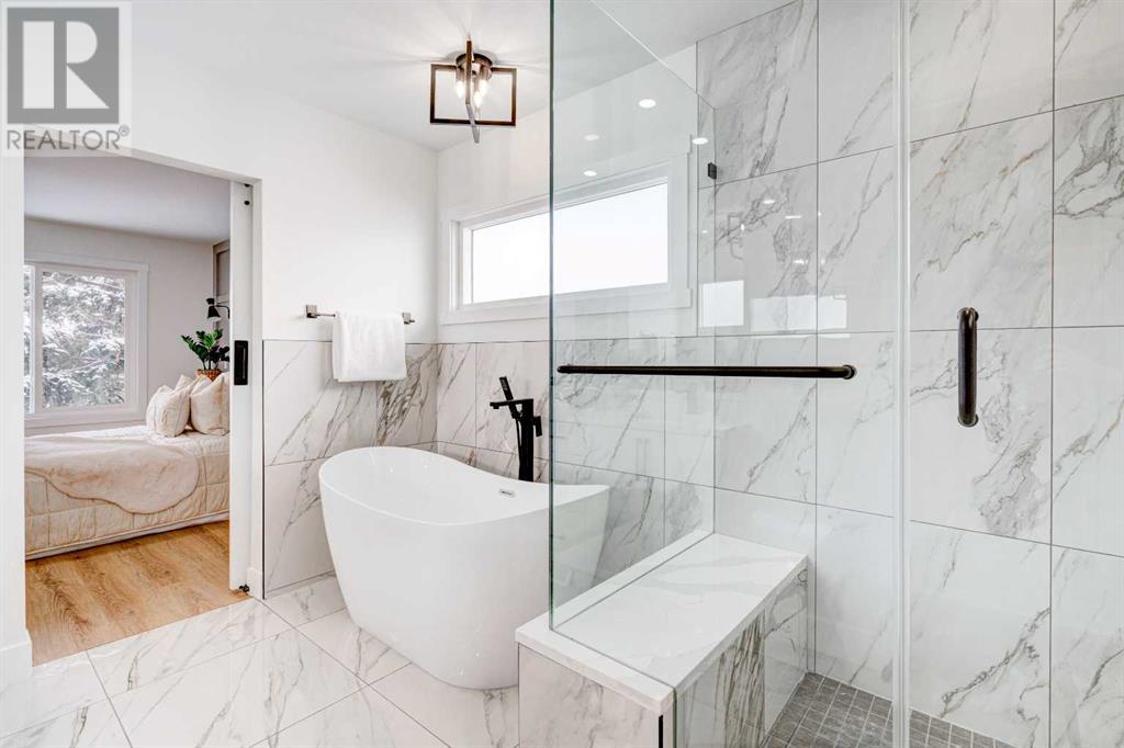 Single Family House 4 Level for Sale in  Westview Drive SW Westgate Calgary 
