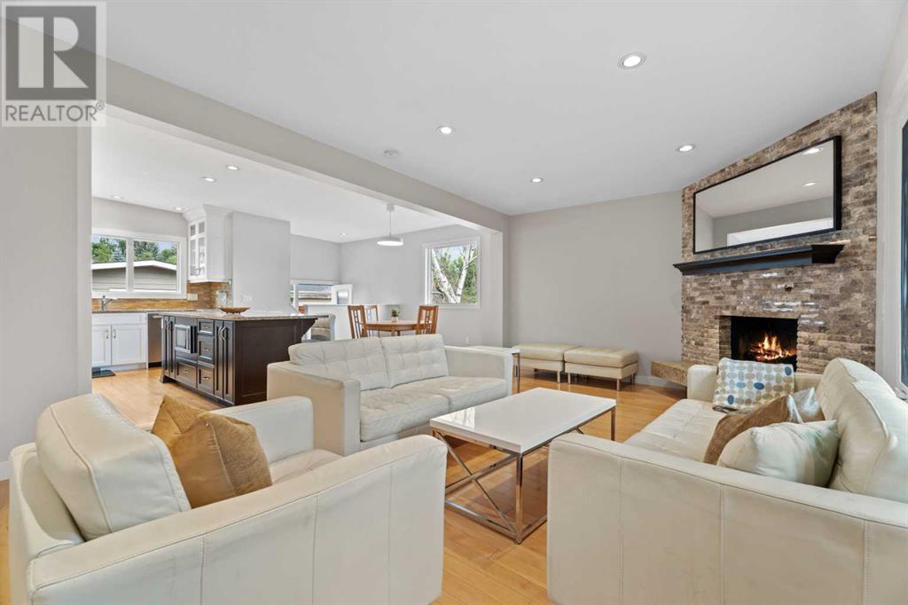 Single Family House Bungalow for Sale in  Thorneycroft Drive NW Thorncliffe Calgary 