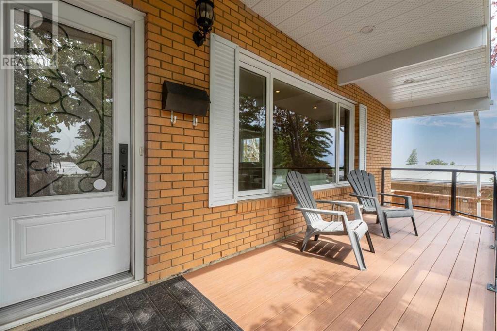 Single Family House Bungalow for Sale in  Thorneycroft Drive NW Thorncliffe Calgary 