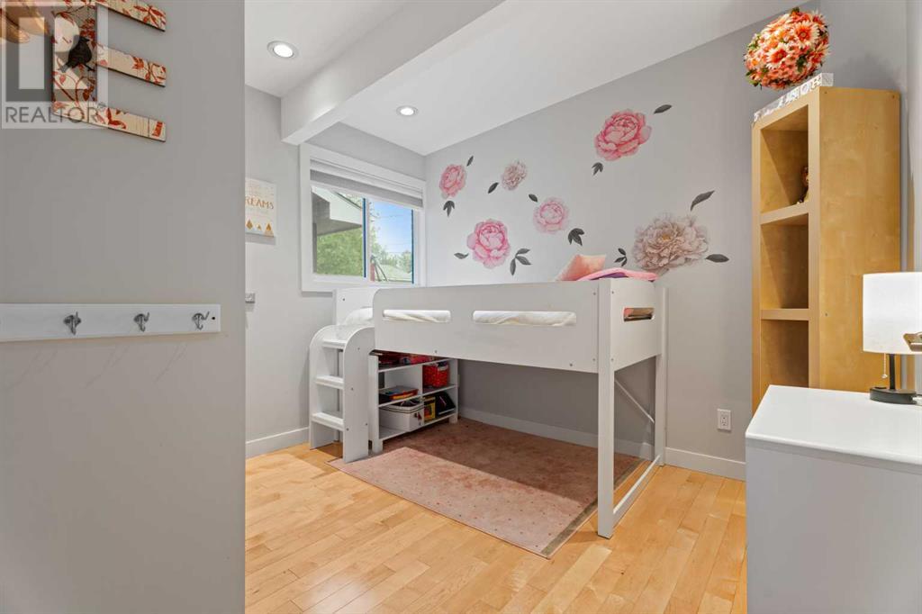 Single Family House Bungalow for Sale in  Thorneycroft Drive NW Thorncliffe Calgary 