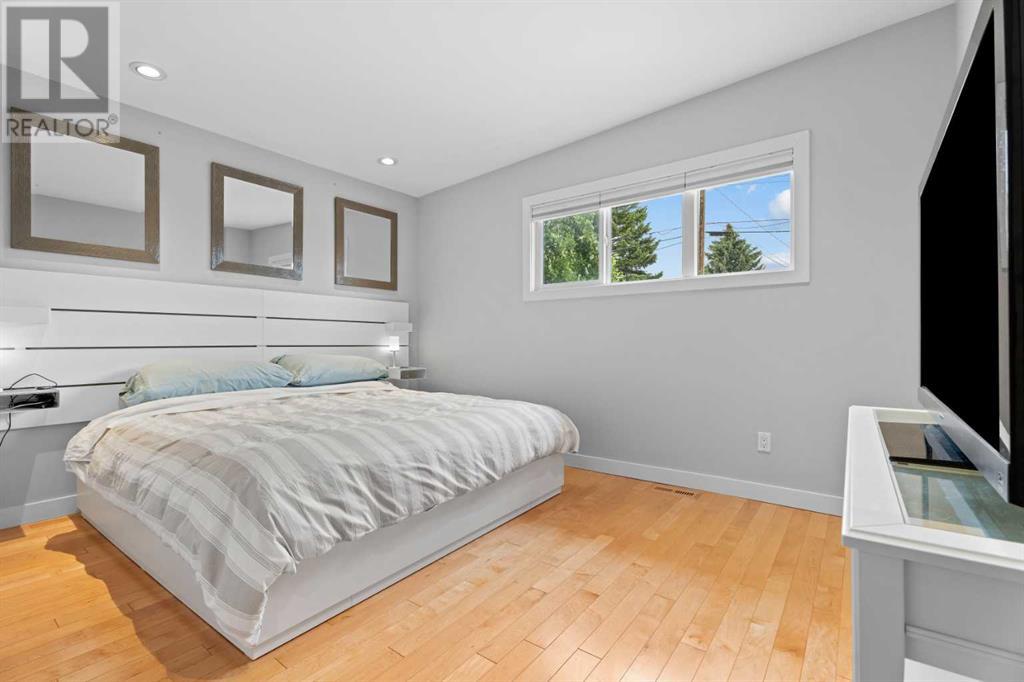 Single Family House Bungalow for Sale in  Thorneycroft Drive NW Thorncliffe Calgary 