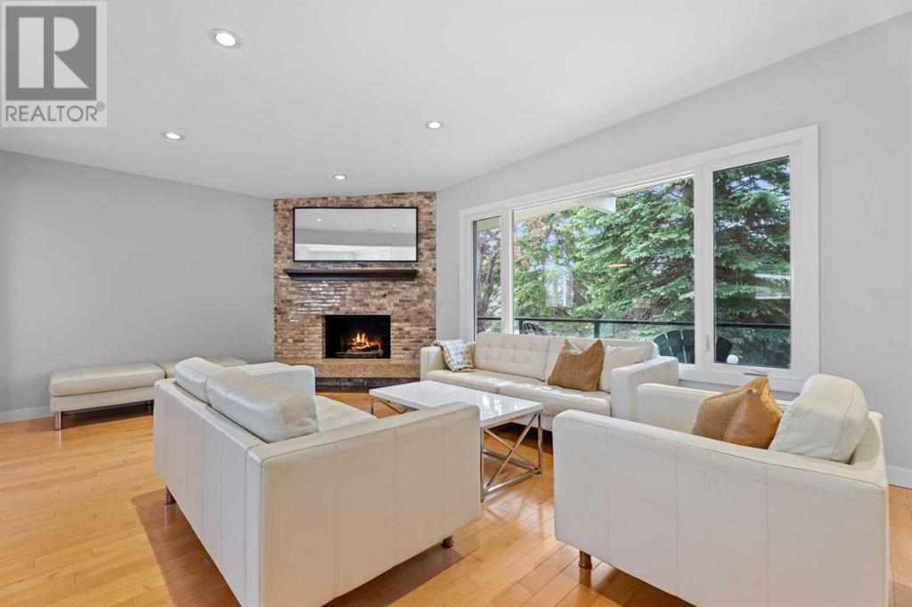 Single Family House Bungalow for Sale in  Thorneycroft Drive NW Thorncliffe Calgary 
