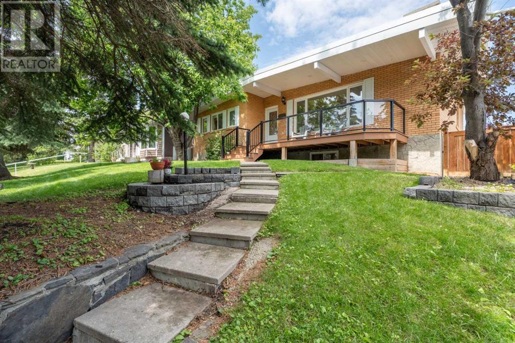 Single Family House Bungalow for Sale in  Thorneycroft Drive NW Thorncliffe Calgary 