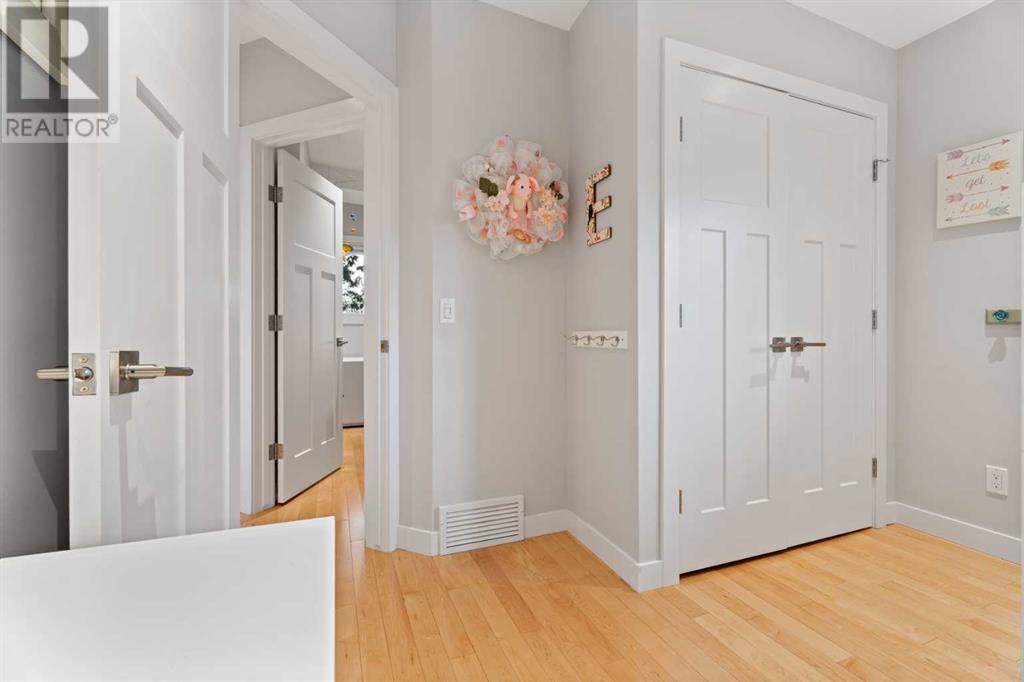 Single Family House Bungalow for Sale in  Thorneycroft Drive NW Thorncliffe Calgary 