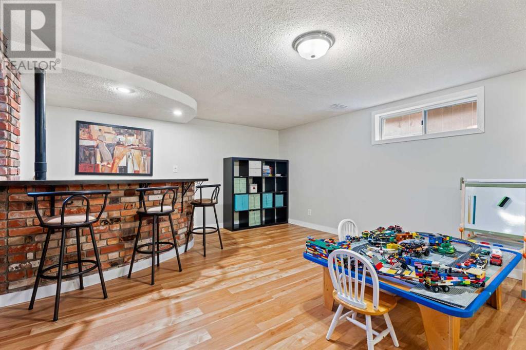 Single Family House Bungalow for Sale in  Thorneycroft Drive NW Thorncliffe Calgary 