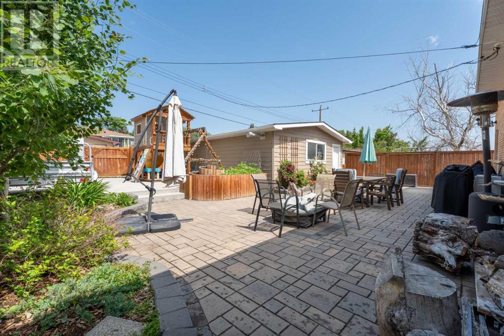 Single Family House Bungalow for Sale in  Thorneycroft Drive NW Thorncliffe Calgary 