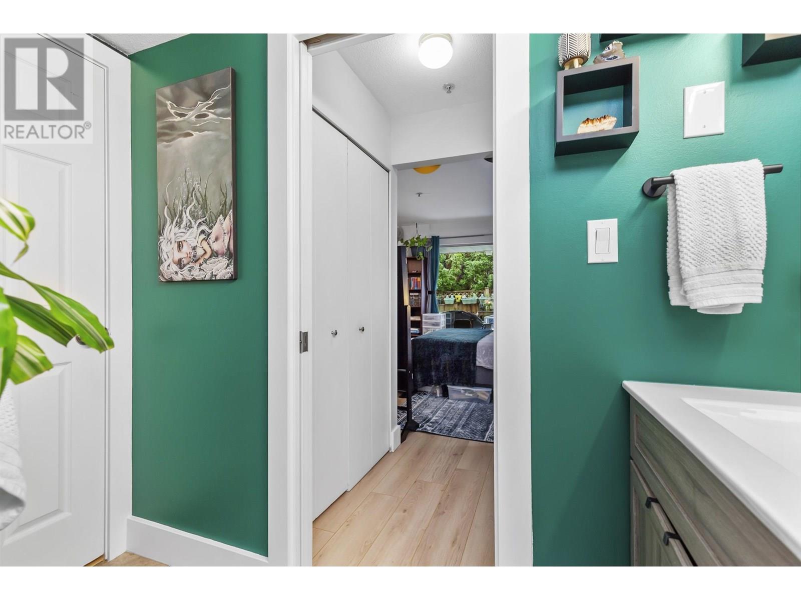 106 1955 SUFFOLK AVENUE, Port Coquitlam