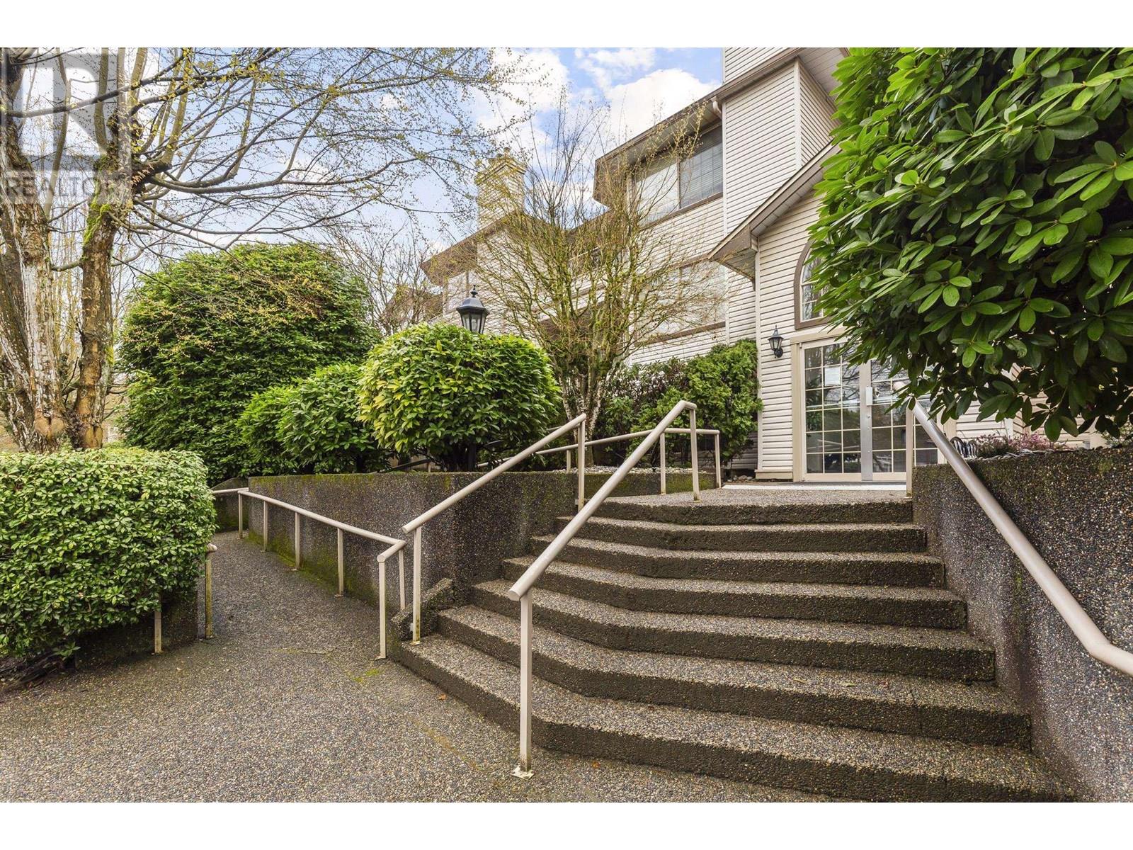 106 1955 SUFFOLK AVENUE, Port Coquitlam