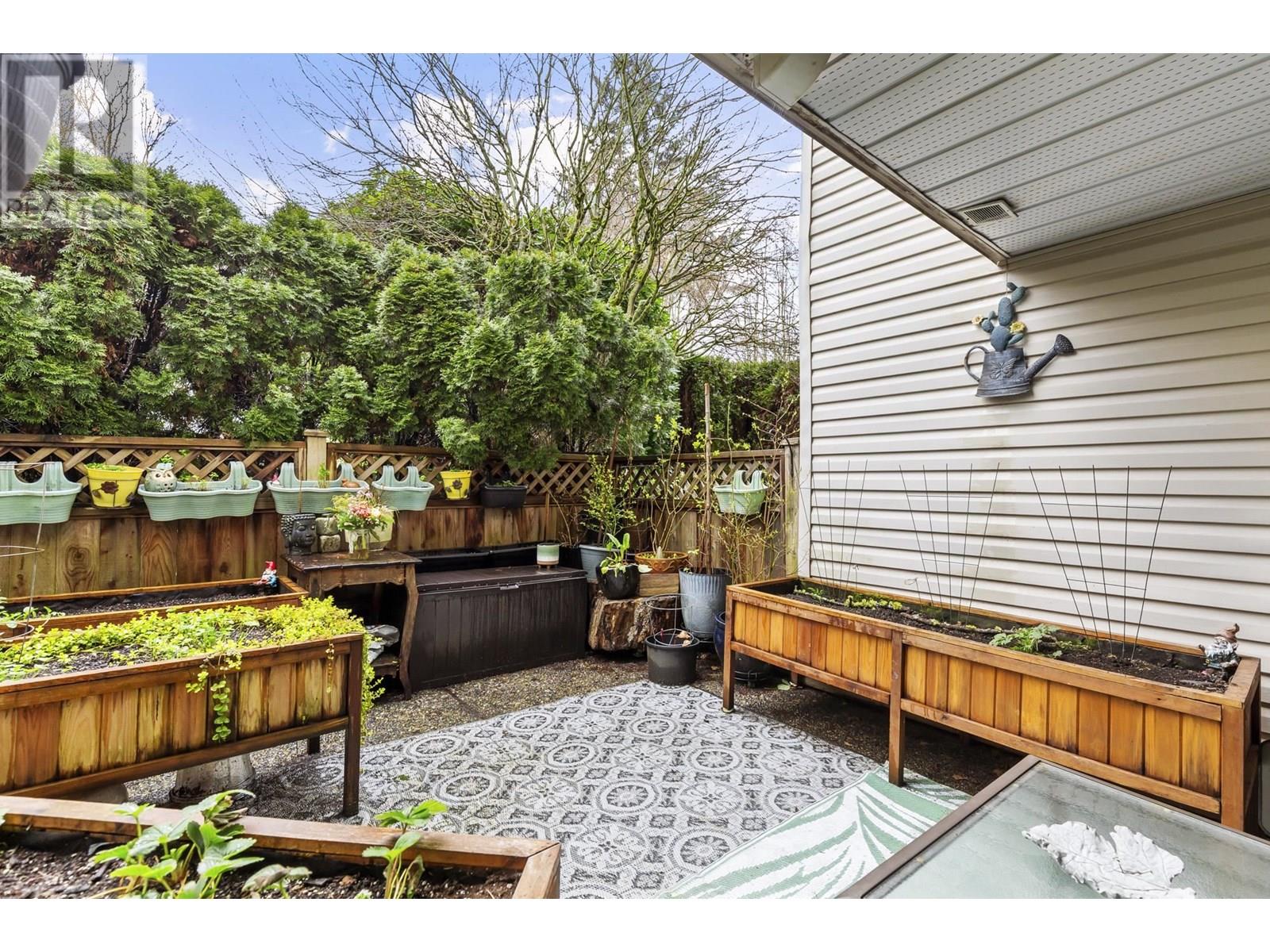 106 1955 SUFFOLK AVENUE, Port Coquitlam