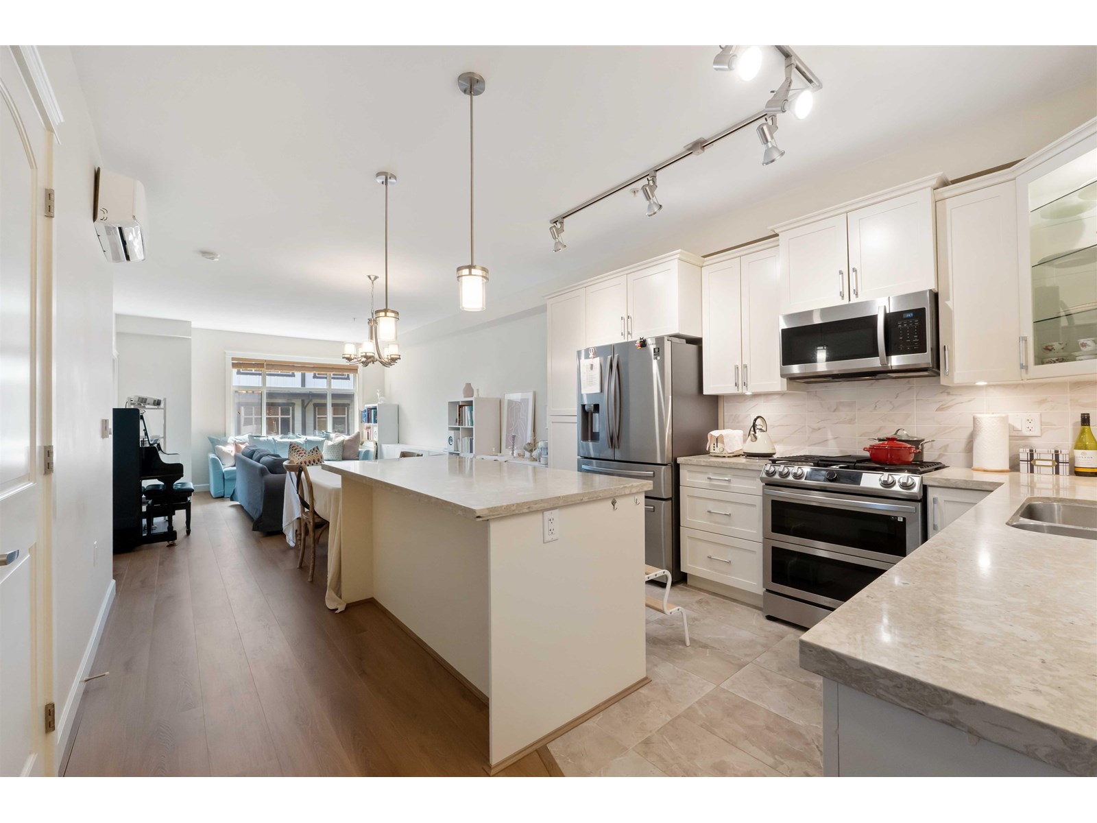 Photo 12 of 507 20328 86 Avenue, Langley BC
