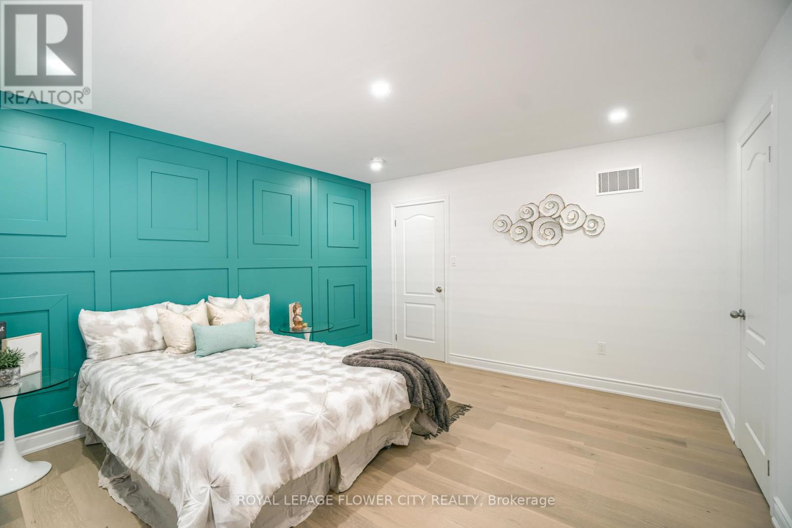 Photo 11 of 318 Wallace Street, Shelburne ON