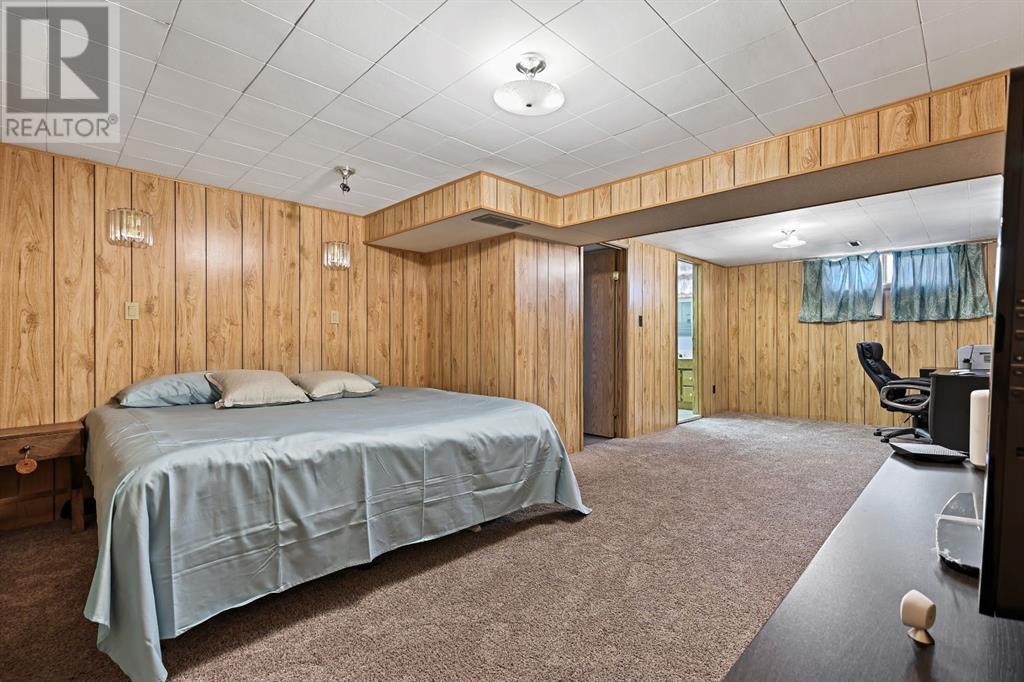 Single Family House Bungalow for Sale in  Glencastle Street SW Glendale Calgary 