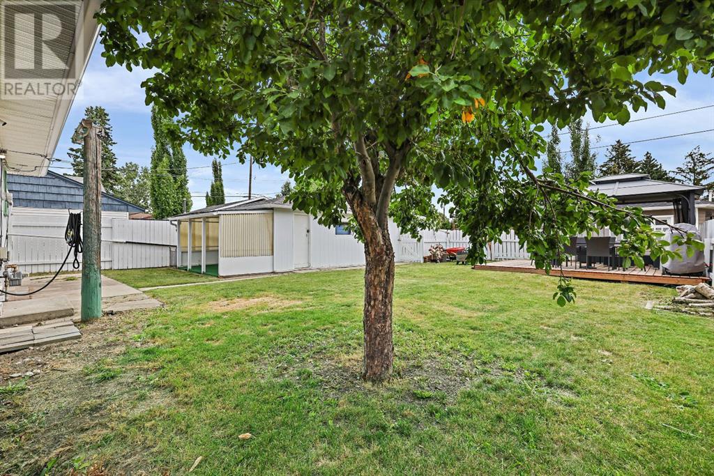 Single Family House Bungalow for Sale in  Glencastle Street SW Glendale Calgary 