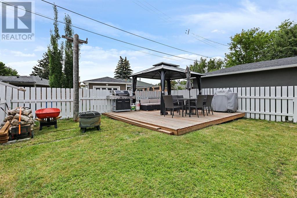 Single Family House Bungalow for Sale in  Glencastle Street SW Glendale Calgary 