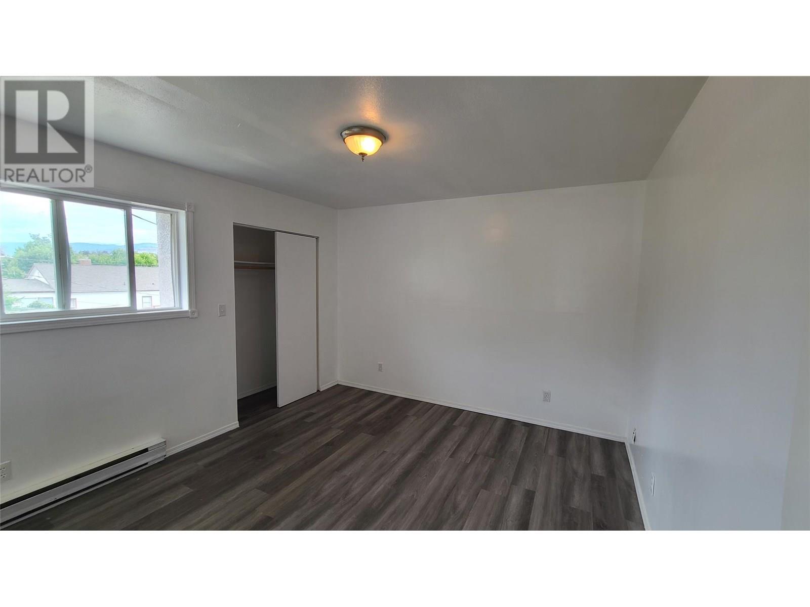  6348 Kootenay Street Street, Oliver