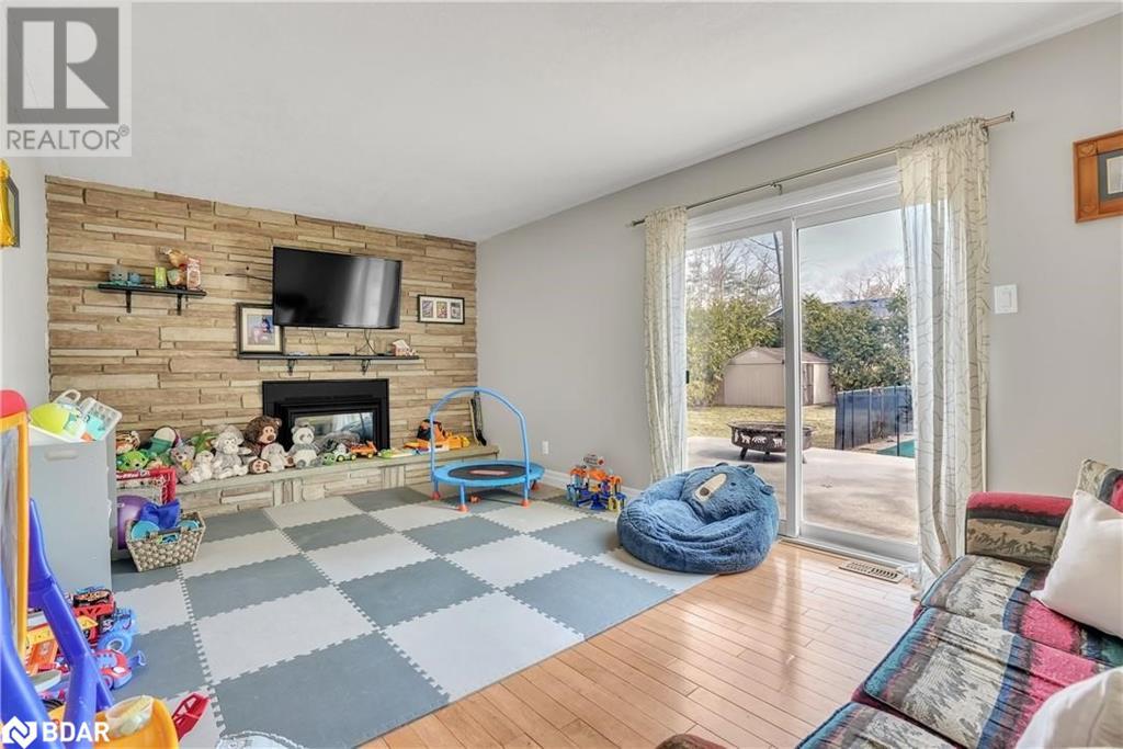 Photo 1 of 279 Sunnidale Road, Wasaga Beach ON