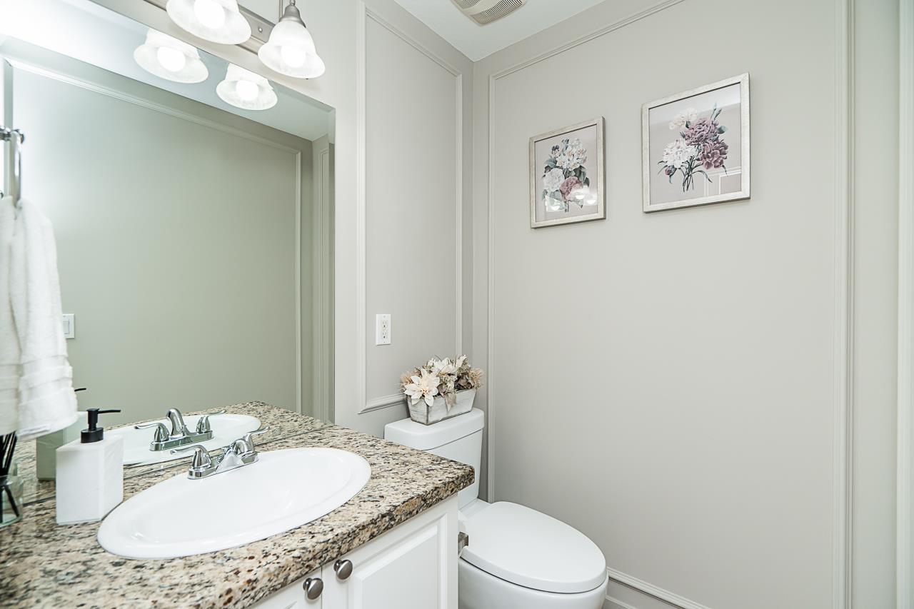 Photo 16 of 34 6568 193 B Street, Surrey BC