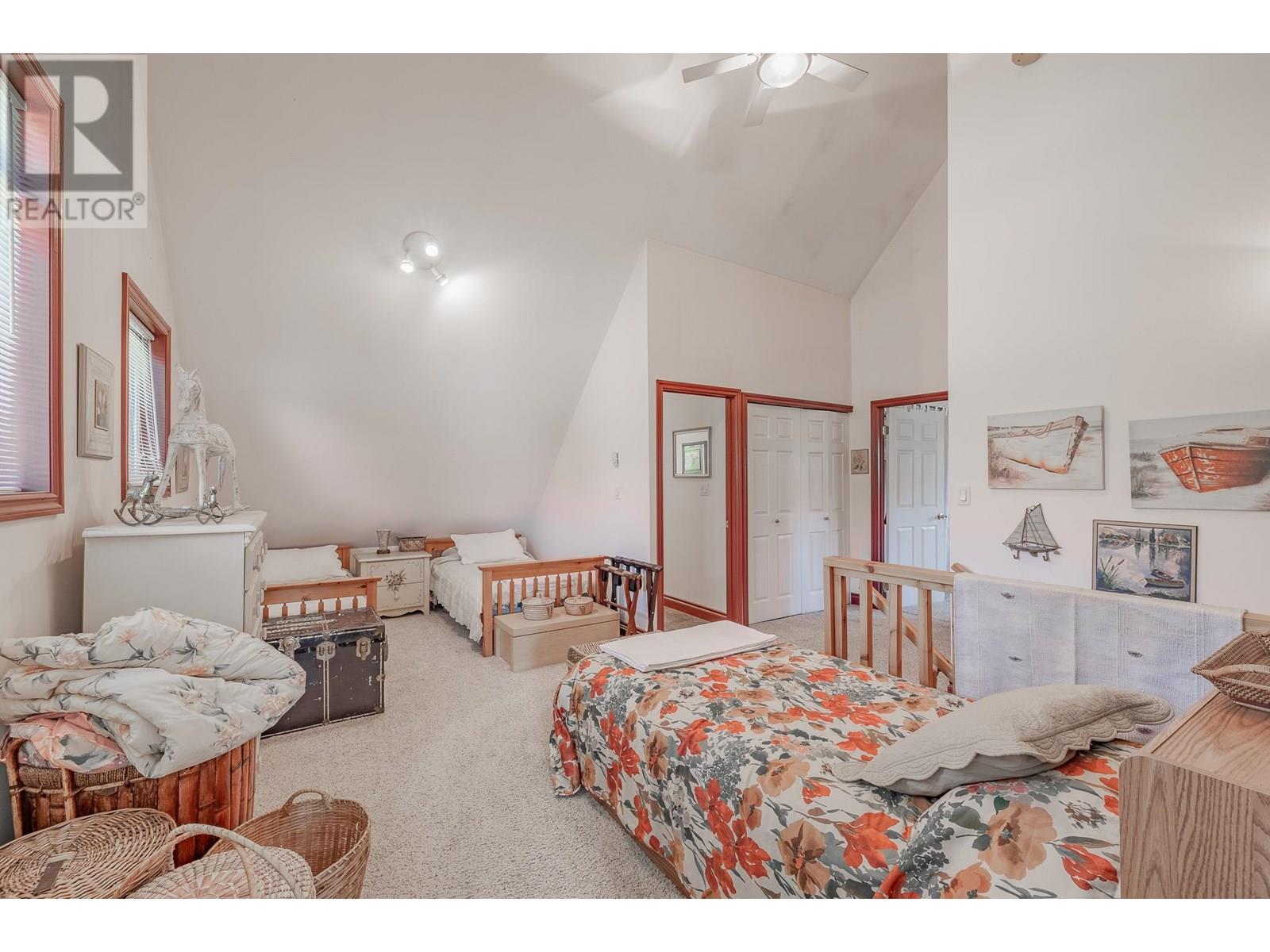 6823 COLUMBIA RIDGE Drive, Fairmont Hot Springs