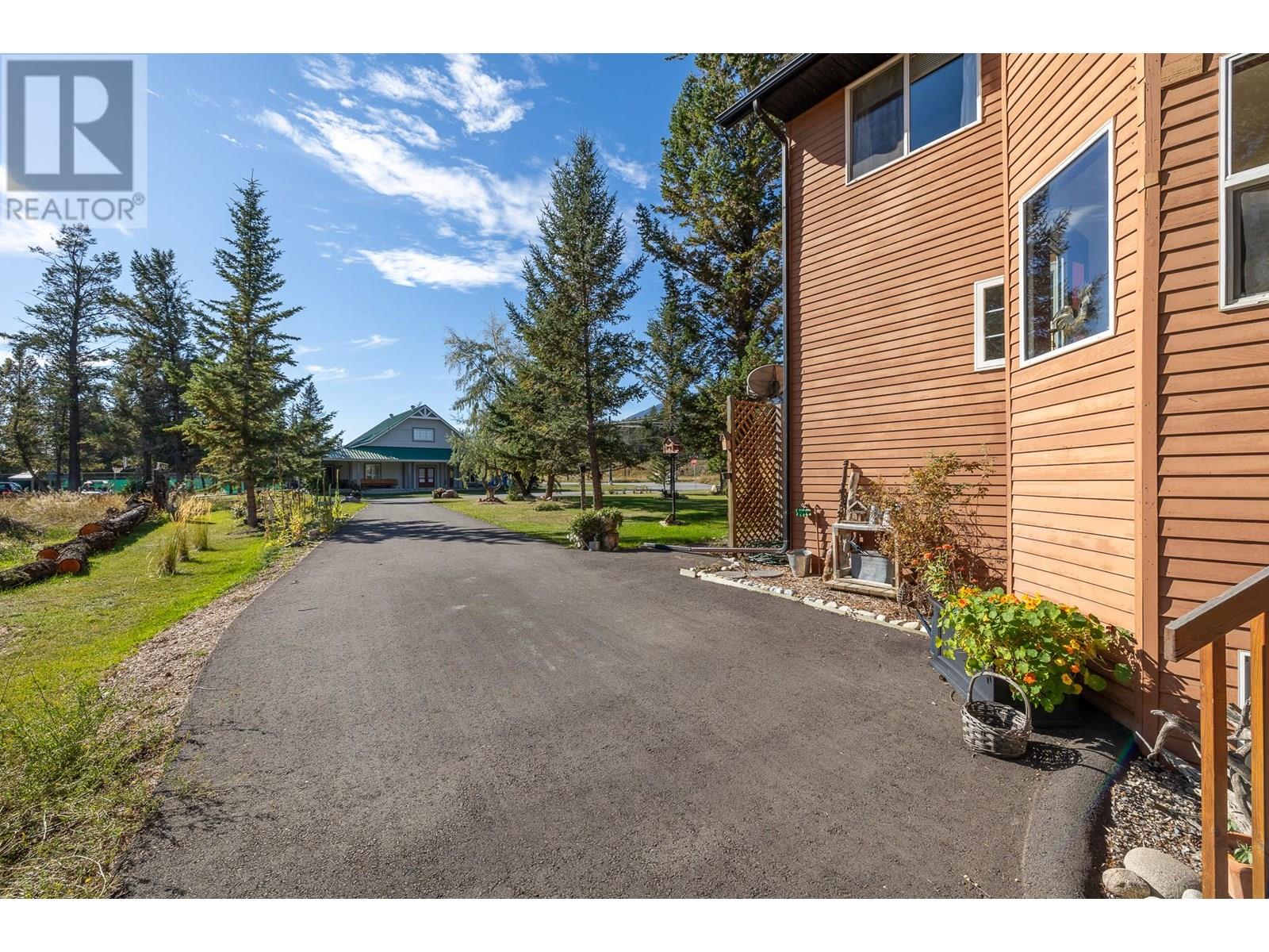 6823 COLUMBIA RIDGE Drive, Fairmont Hot Springs