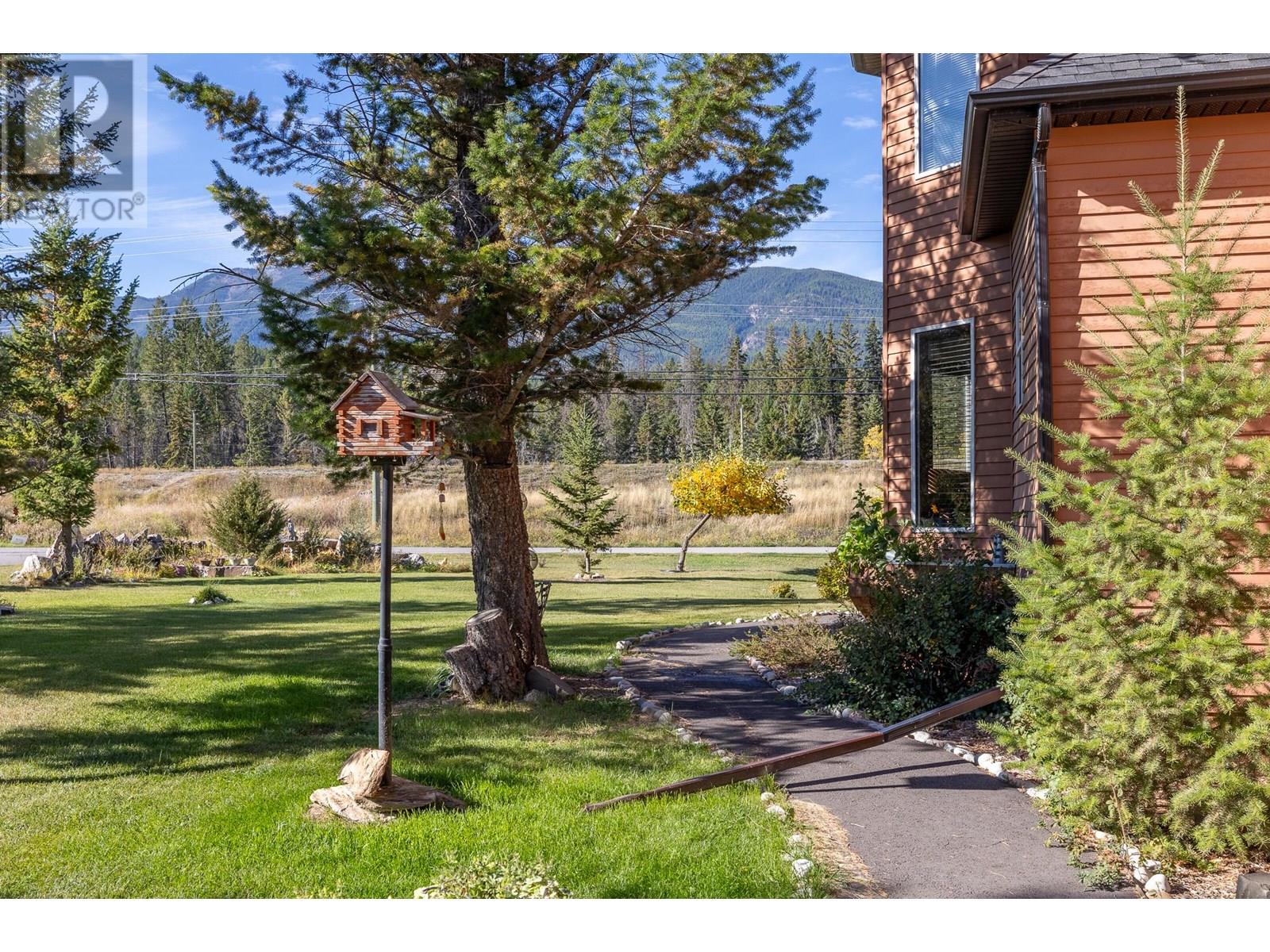 6823 COLUMBIA RIDGE Drive, Fairmont Hot Springs