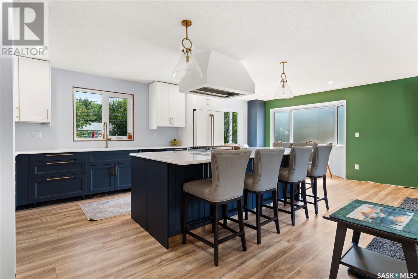 Single Family House 2 Level for Sale in  Habkirk DRIVE Regina 