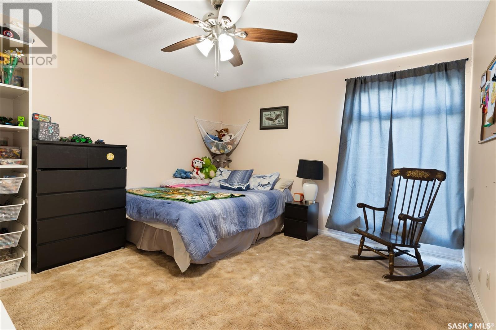 Single Family House 2 Level for Sale in  Habkirk DRIVE Regina 