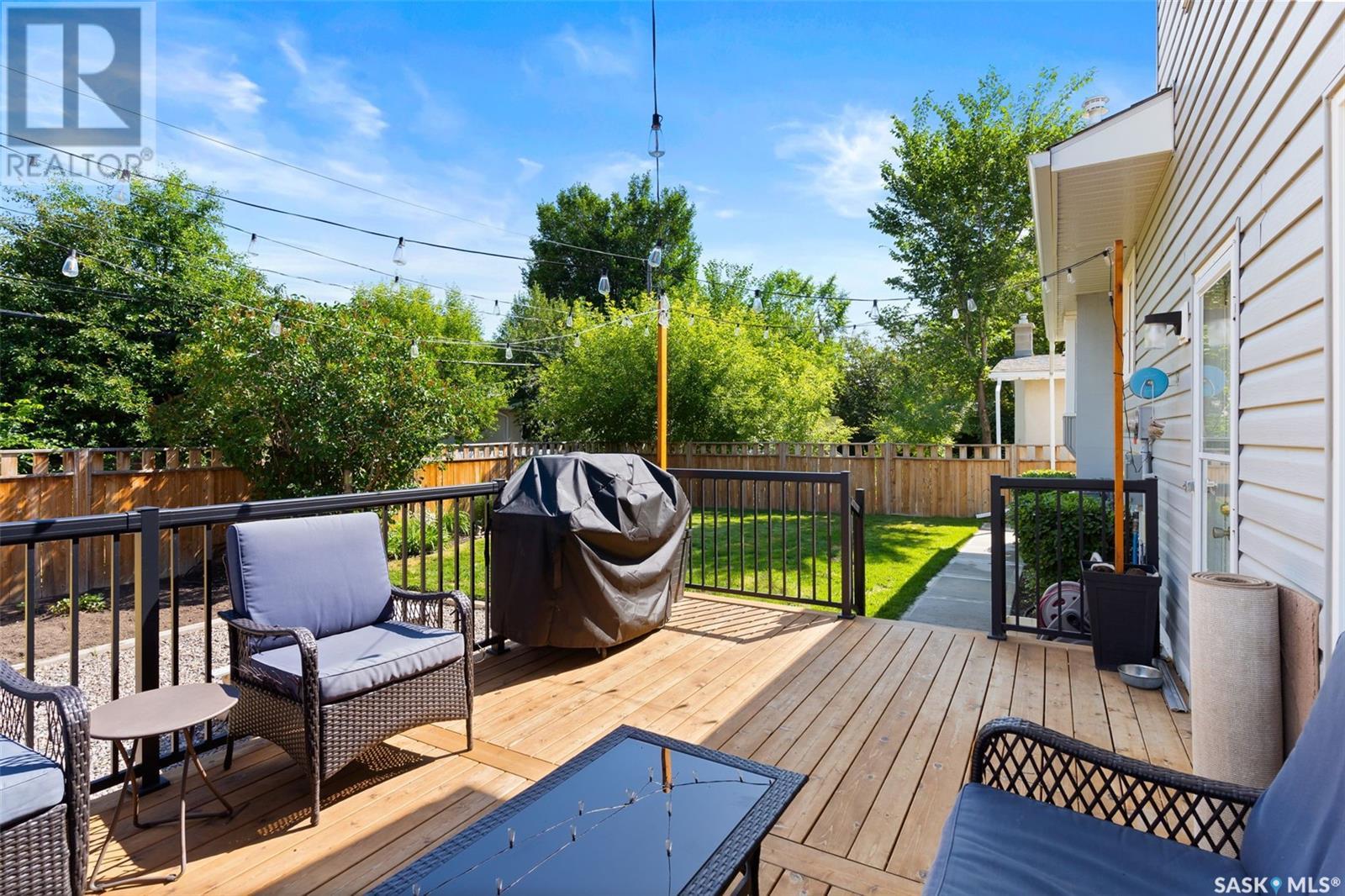 Single Family House 2 Level for Sale in  Habkirk DRIVE Regina 