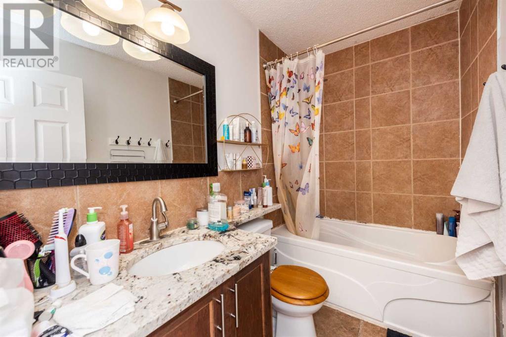 Single Family House Bungalow for Sale in  Malvern Drive NE Marlborough Park Calgary 