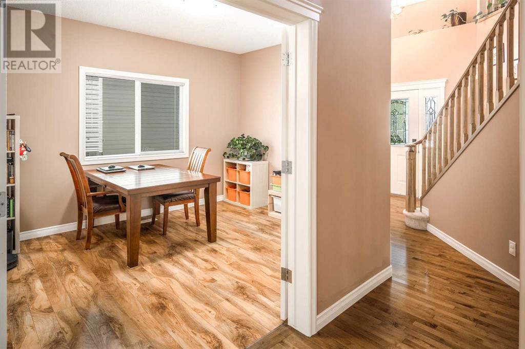 Single Family House for Sale in  Everhollow Way SW Evergreen Calgary 