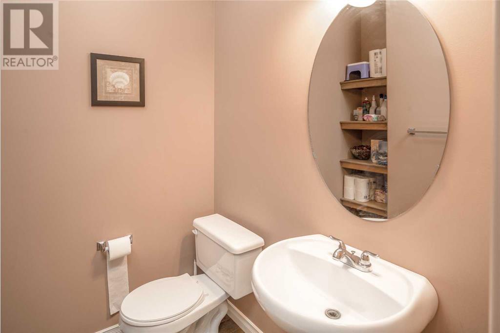 Single Family House for Sale in  Everhollow Way SW Evergreen Calgary 