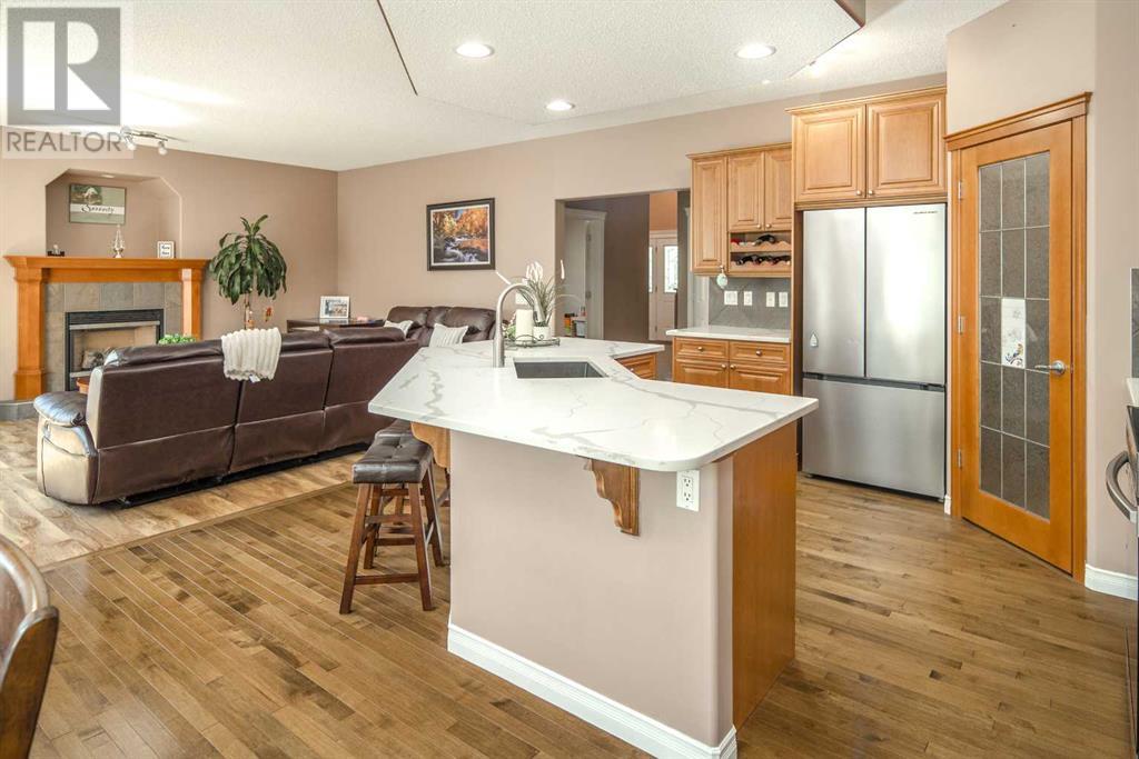 Single Family House for Sale in  Everhollow Way SW Evergreen Calgary 