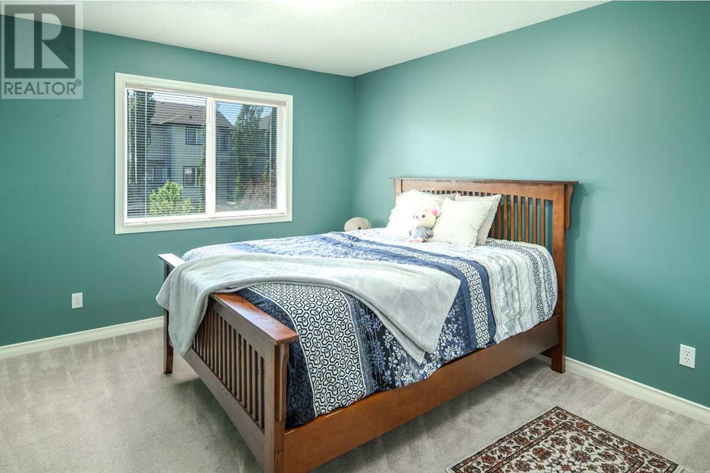 Single Family House for Sale in  Everhollow Way SW Evergreen Calgary 