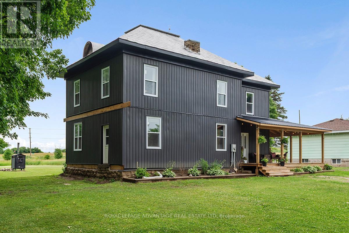 Photo 4 of 526 Kelford Drive, Tay Valley ON